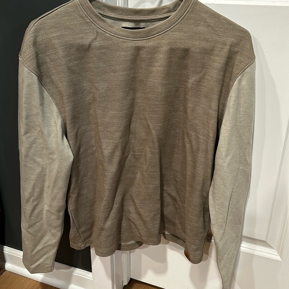 Fundamental Coast sweatshirt